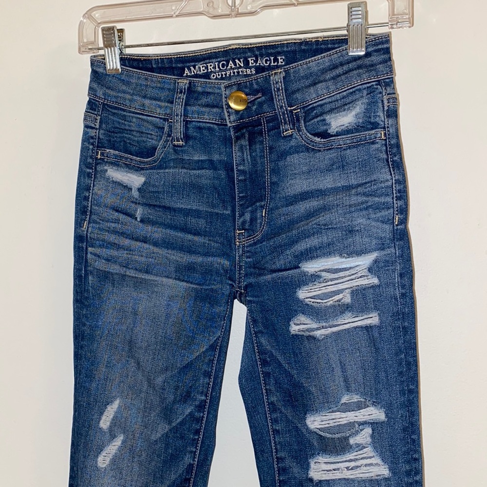 American Eagle 00 High-Rise Ripped Jeans